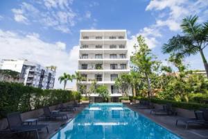 Pool View 1 Bed Apt T2-720, Чалонг