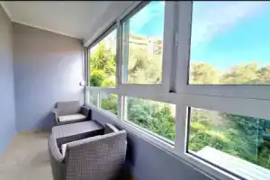 Becici Studio Apartment, Бечичи