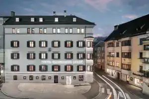 Hotel «Schwarzer Adler Innsbruck», Инсбрук