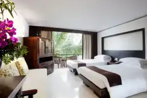 Safari Beach Hotel - Sha Extra Plus, Патонг