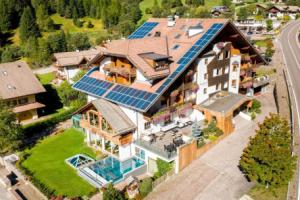 Berghotel Miramonti, Тезеро