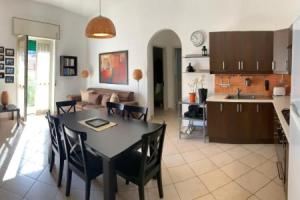 Corso Senatore Matarazzo 145 Apartment con terrazzo, Кастеллабате