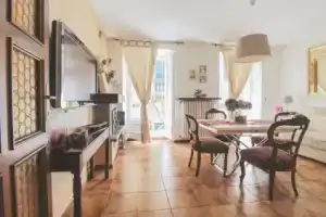 Il Tuffatore, Менаджо