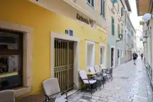 Classy apartments in city center, Задар