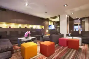 Hotel «Paris Boulogne», Булонь-Бийанкур
