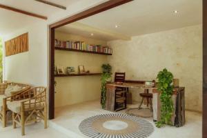 Hotel «Dos Ceibas Eco Retreat Tulum», Тулум