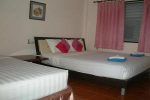 Rung Arun Resort, Баан Тай