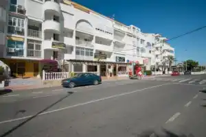 087 Design Studio - Alicante Holiday, Торревьеха