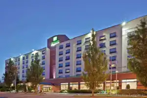 Holiday Inn Express Vancouver Airport-Richmond, an IHG Hotel, Ричмонд