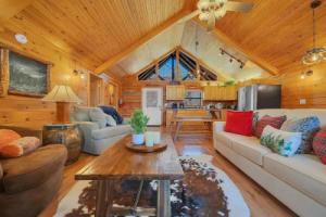 Cottage In The Pines #297, Севьервилл