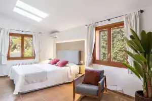 Villa in Son Servera With Beach & Pool, Кала-Бона