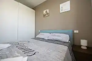 Villa Liliana - Apt. 06, Сирмионе