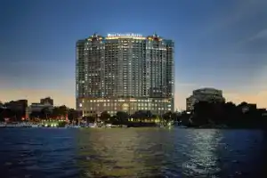 Four Seasons Hotel Cairo at Nile Plaza, Каир
