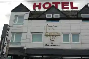 Comm Hotel Poznań Airport, Познань