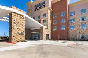 Fairfield Inn & Suites by Marriott Dallas Arlington South, Арлингтон