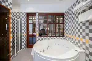 Daugirdas Old City Hotel, Каунас