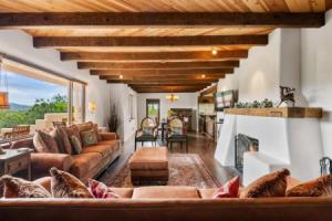 Cielo Lindo - Secluded Southwestern Retreat Within Minutes of Downtown, Санта-Фе
