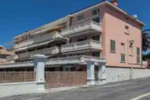 Апарт-отель «Residenza Santa Cecilia», Сан-Винченцо