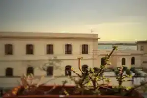 Hotel «Mediterraneo», Сиракуза
