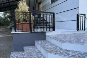 Artemis Deluxe Apart, Демре