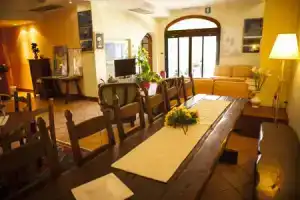 Hotel «Piccada», Палау