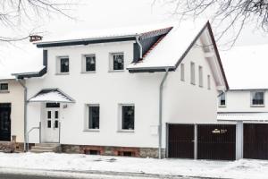 Geraumiger Aufenthalt auf Mehreren Ebenen, Тале