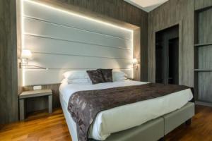 Hotel «Santacroce Meeting», Сульмона