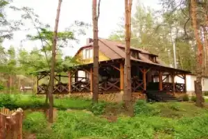 Туристический комплекс «Перший Кордон», Медведевка