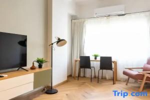 Studio Apartments Downtown Cairo Ouzonian House, Каир