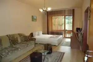 Family Hotel Enica, Тетевен