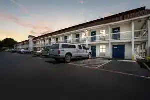 Motel «6-Dallas, TX - Market Center», Даллас