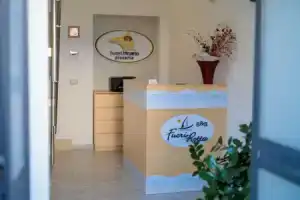 b&b Fuori Rotta, Авола