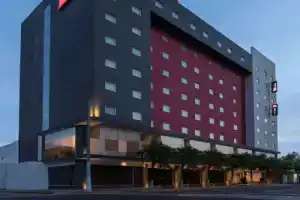 Отель «Ibis Mexico Tlalnepantla», Мехико