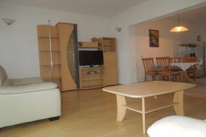 Apartment Josi - free parking: A1 Banjol, Island Rab, Раб