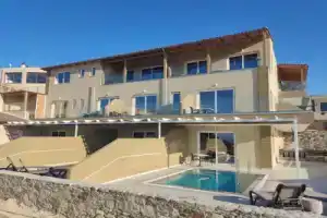 Spiros Soula Thematic Suites, Агия-Пелагия