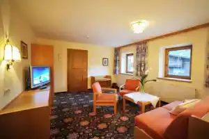 Thermal-Badhotel Kirchler, Тукс