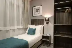 Spinola Hotel, Сент-Джулианс