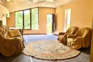 Nina b&b, Дилижан