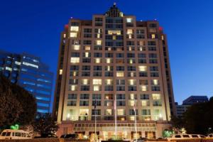 Hilton Los Angeles North-Glendale & Executive Meeting Center, Глендейл
