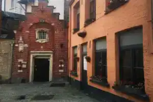 Hotel «Leopold», Брюгге