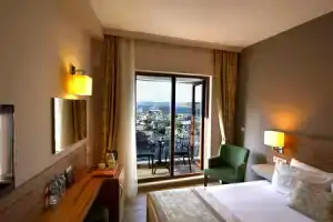 Kule Hotel, Чанаккале