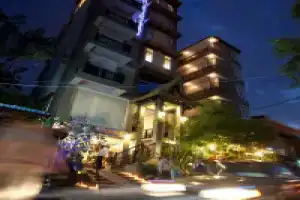 King Grand Boutique Hotel, Пномпень
