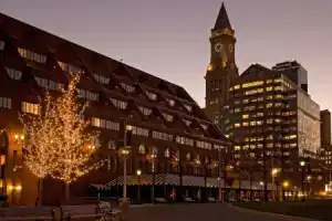 Отель «Boston Marriott Long Wharf», Бостон