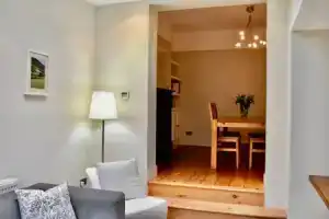 Newly Renovated 2 Bedroom Georgian House in Fairview, Дублин