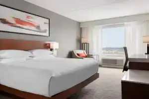 Delta Hotels by Marriott - Indianapolis Airport, Индианаполис
