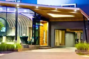 Coco Hotel, Бангкок