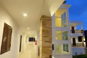 Mm Hill Koh Samui Hotel - Sha Certified, Чавенг
