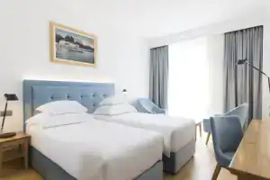 Hotel «Miramare», Цриквеница