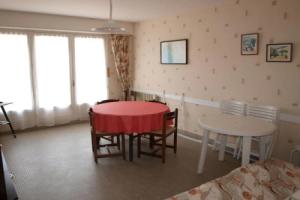 Appartement Saint-Jean-de-Monts, 2 pièces, 5 personnes - FR-1-323-98, Сен-Жан-де-Мон
