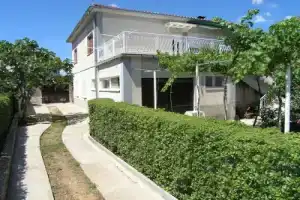 Apartment Bacic, Крк